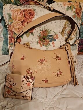 Coach Sutton Beige Pebble Leather Shoulder And Cross Body Bag with Floral Print